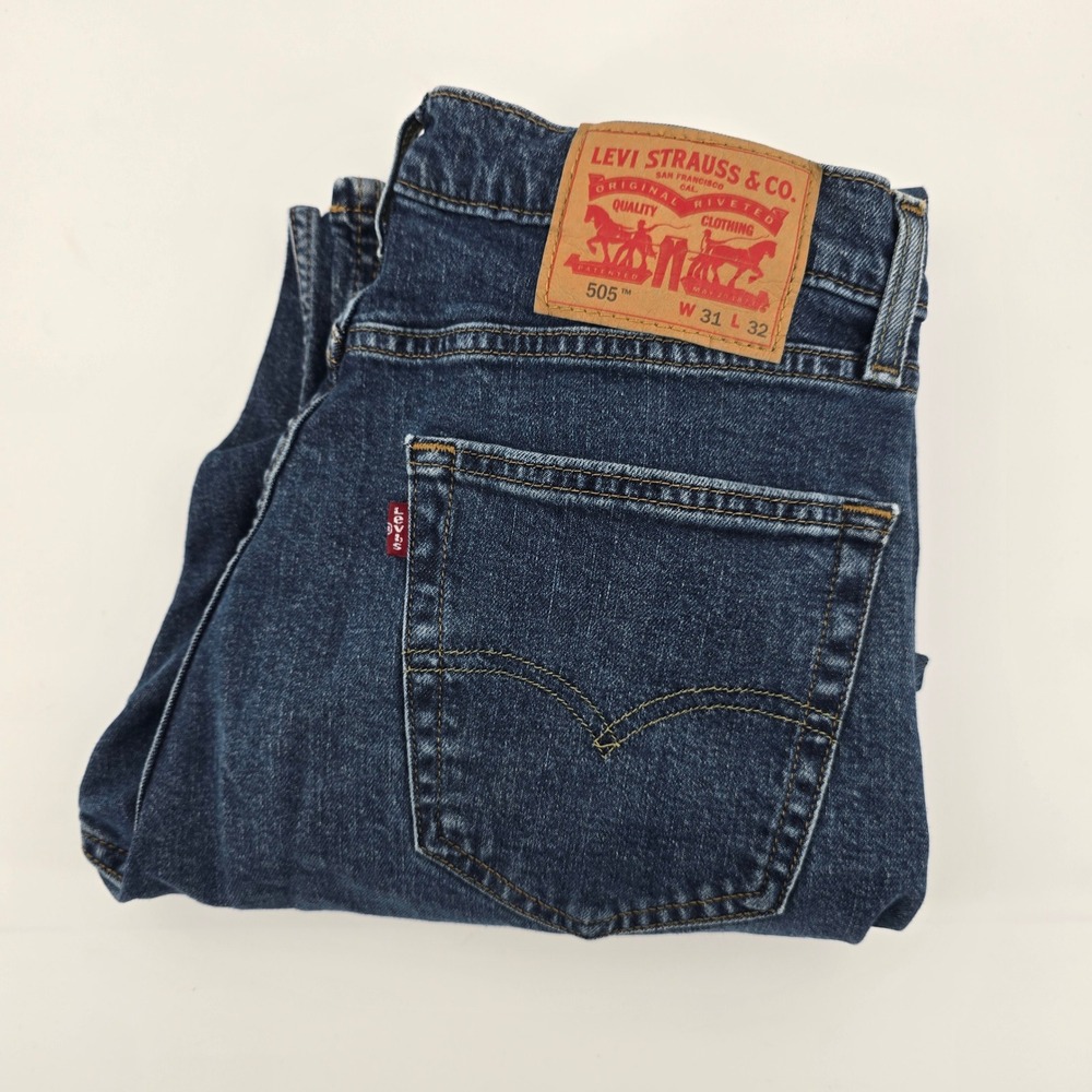 Levis 505 Regular Fit Straight Leg Jeans Dark Wash Indigo Blue W31 L32